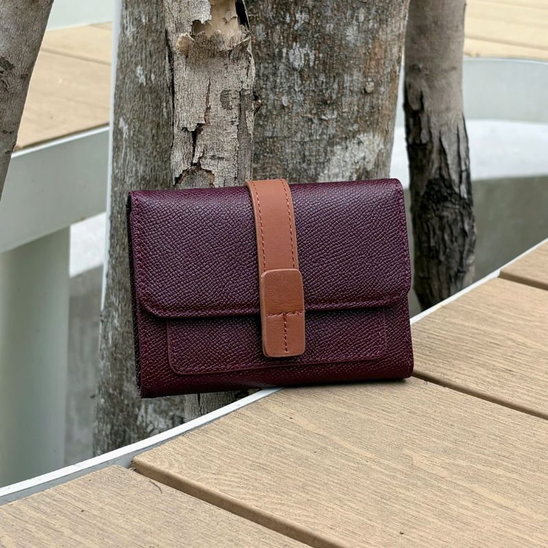 vi-gap-toi-gian-taiga-mau-burgundy-1-1