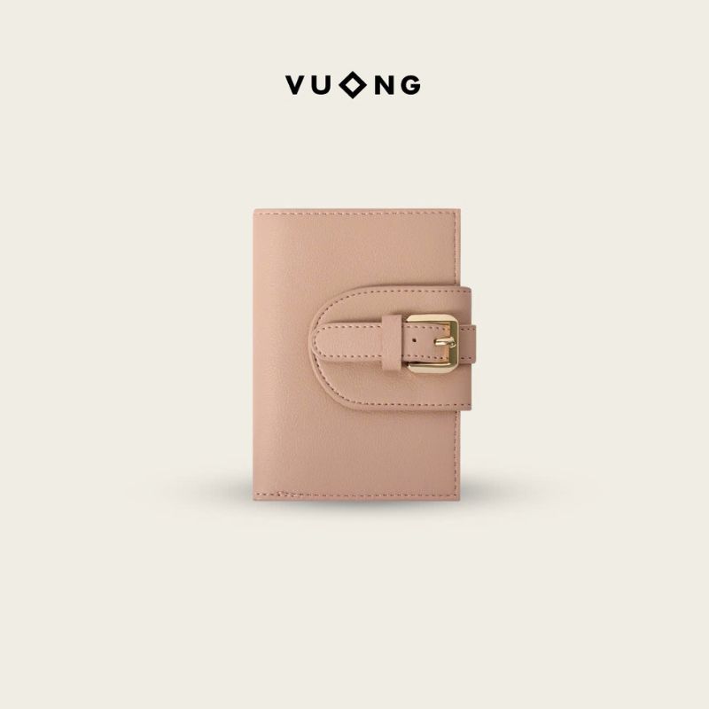 vi-toi-gian-kieu-gap-delust-mau-hong